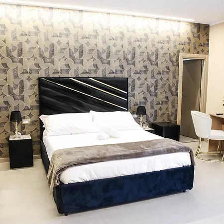 B&B Suites&Rooms piazza dei martiri-3